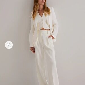 NWT- size 6 - Favorite Daughter Wide-Leg Trousers